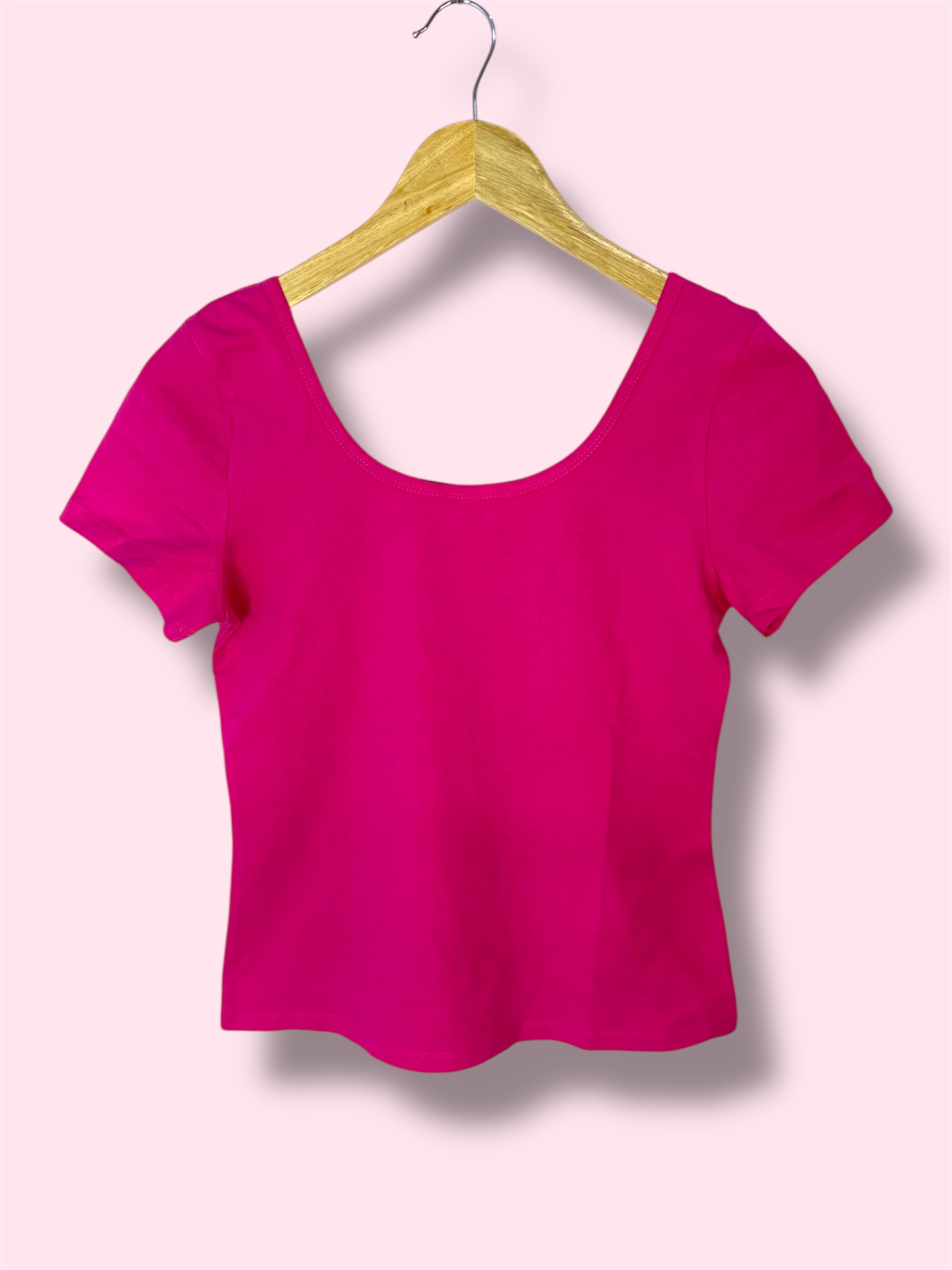 pink basic t-shirt